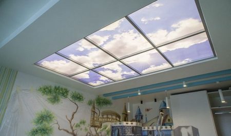 Фальш-окно в интерьере квартиры. Описание особенностей + фото