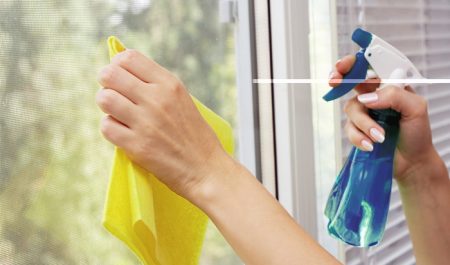 Как и чем лучше мыть пластиковые окна