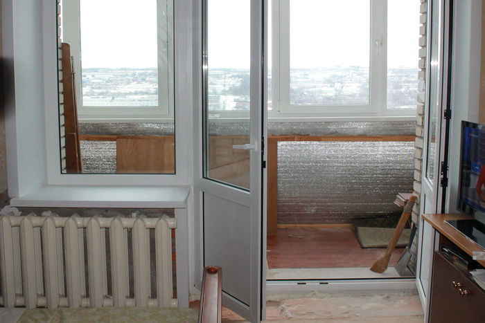 Штульповая дверь на балкон