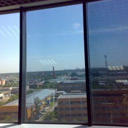 Солнцезащитные пластиковые окна. Описание возможностей