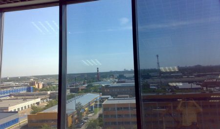 Солнцезащитные пластиковые окна. Описание возможностей