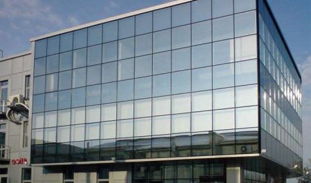 Профильное стекло Pilkington Profilit для остекления фасадов зданий